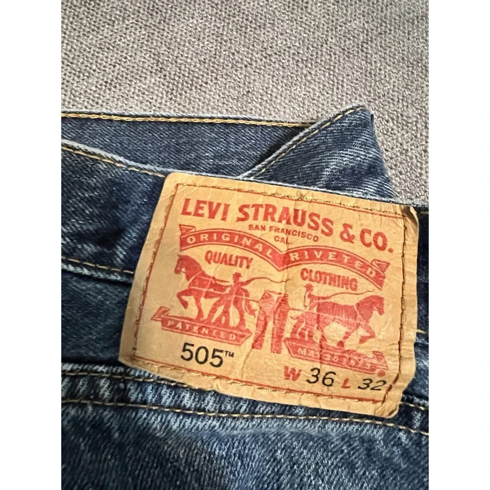 Levi's 505 Jeans Men's‎ 36x32 Distressed Hems Straight Biker Rock Casual Blue